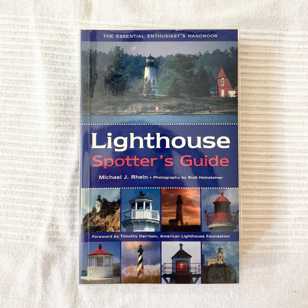 Lighthouse Spotter's Guide Book - Picture 3 of 9
